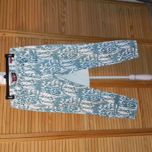 NWOT Lucky Brand Charlie Skinny Jeans white and teal design size 14